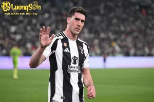 Vlahovic là lời giải hoàn hảo cho vấn đề ghi bàn của Pháo Thủ